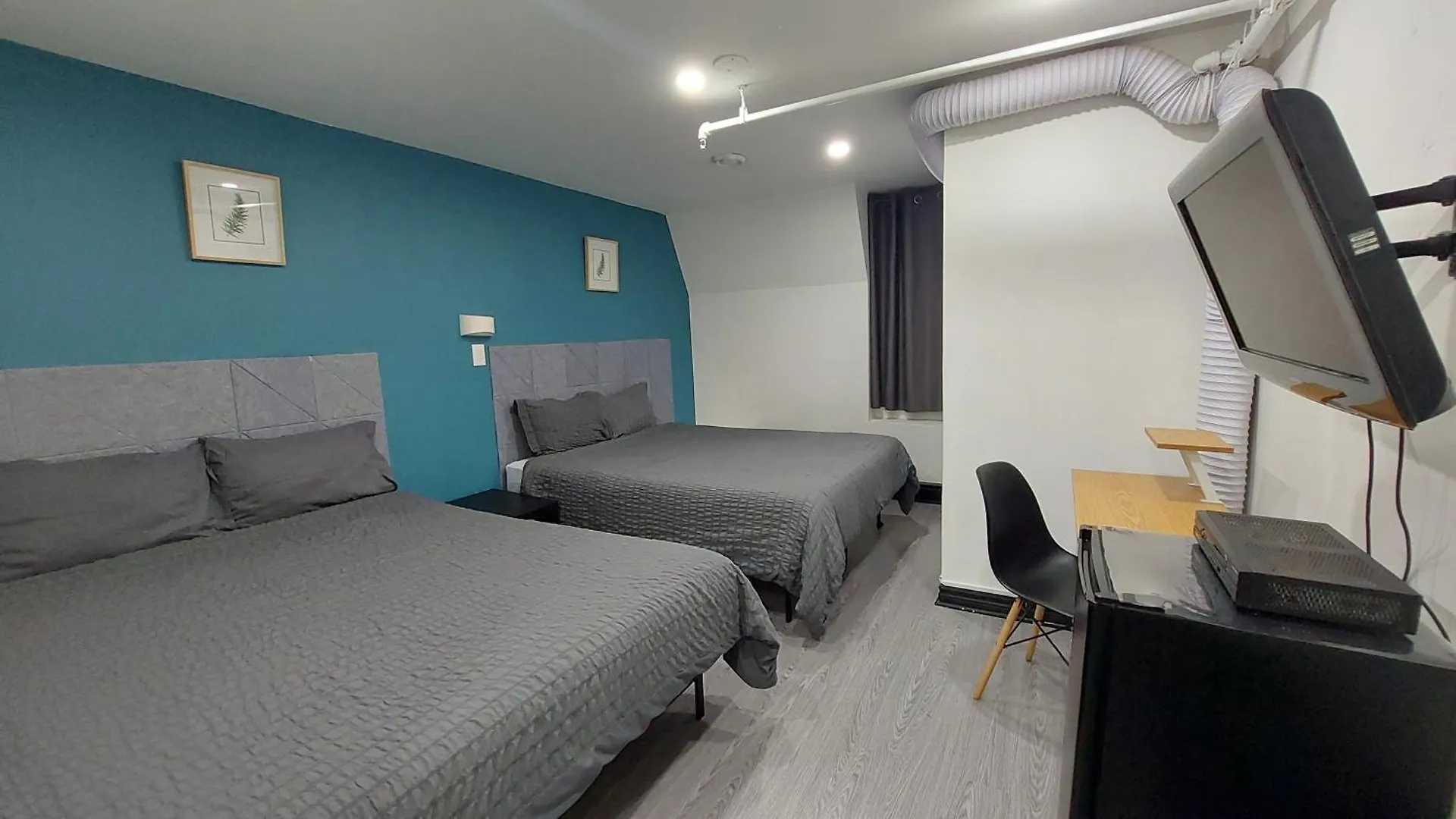 Apd Hotel Montreal